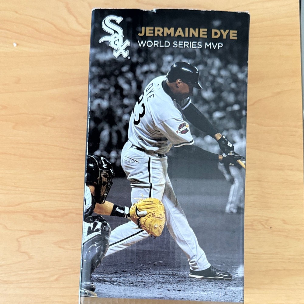 Chicago white sox Jermaine Dye bobble head